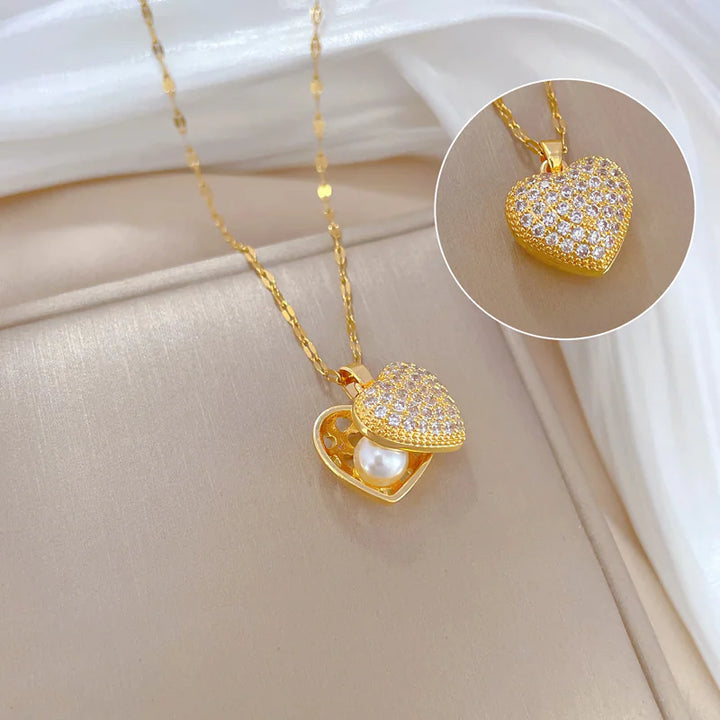 Anamorela Nude Luxe Love Pearl Necklace
